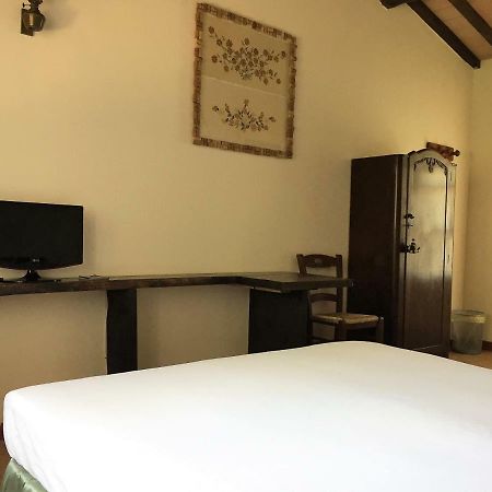 Casale Ai Poggi Casa de hóspedes Orbetello Exterior foto
